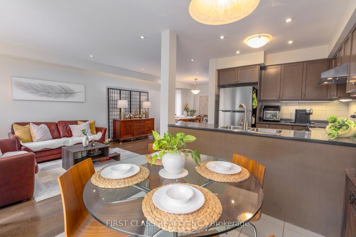 Photo 11 at 42 GREAT GABE Crescent, Windfields, Oshawa