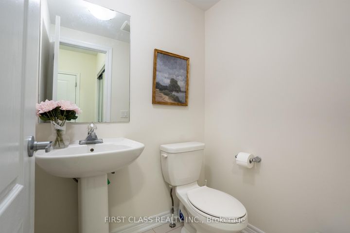 Photo 14 at 42 GREAT GABE Crescent, Windfields, Oshawa