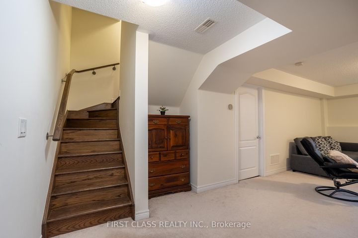 Photo 31 at 42 GREAT GABE Crescent, Windfields, Oshawa