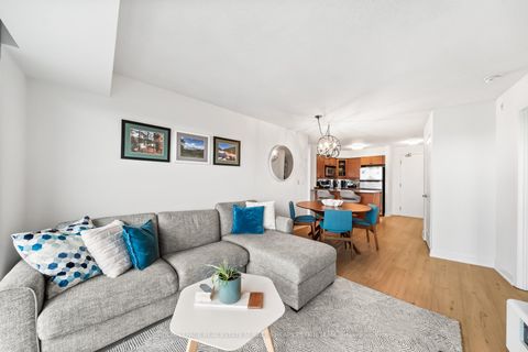 Photo 4 at 806 - 18 Valley Woods Road, Donalda, Toronto