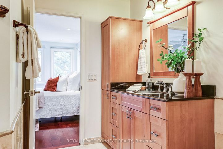 Photo 27 at 545 Charnwood Court, Amberlea, Pickering
