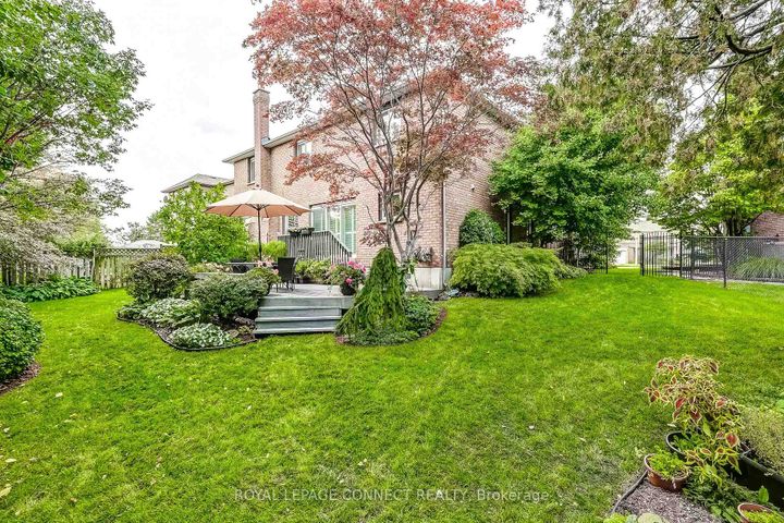 Photo 36 at 545 Charnwood Court, Amberlea, Pickering