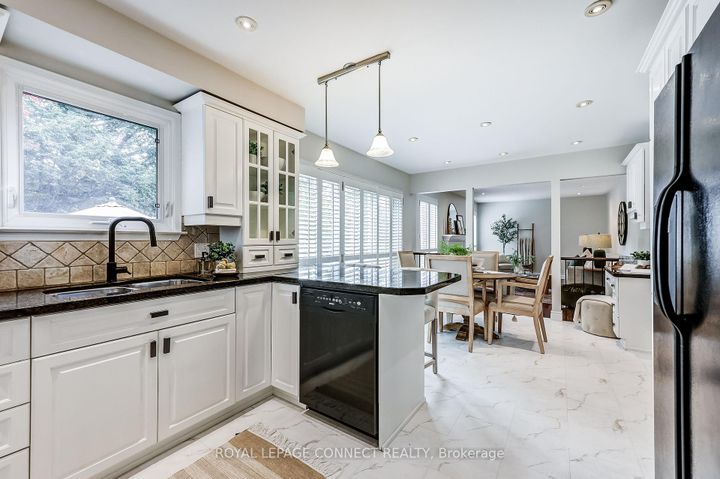 Photo 16 at 545 Charnwood Court, Amberlea, Pickering