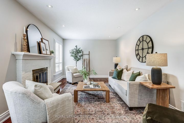Photo 18 at 545 Charnwood Court, Amberlea, Pickering