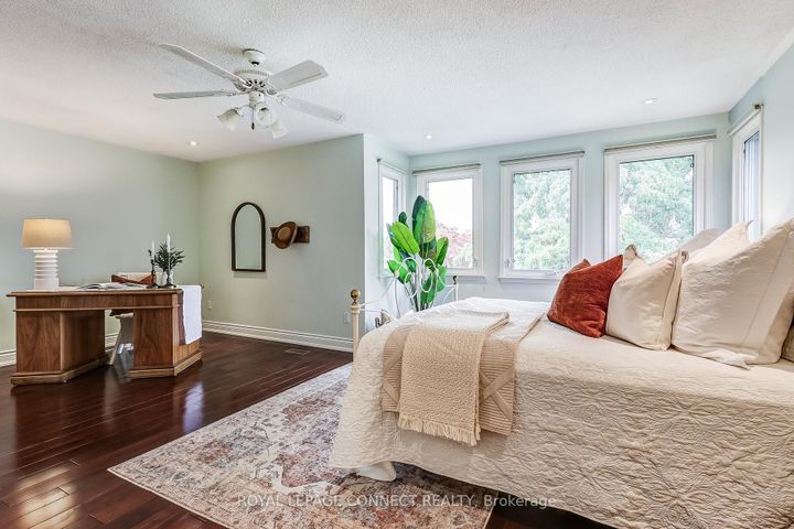 Photo 24 at 545 Charnwood Court, Amberlea, Pickering
