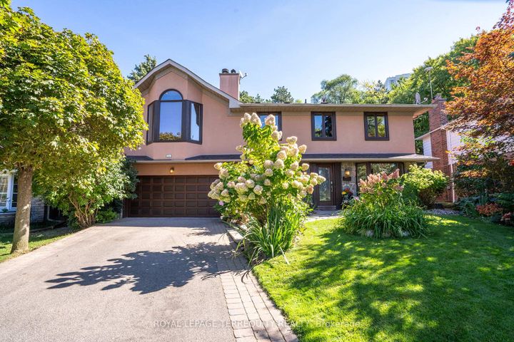 Photo 1 at 50 Skyview Crescent, Henry Farm, Toronto