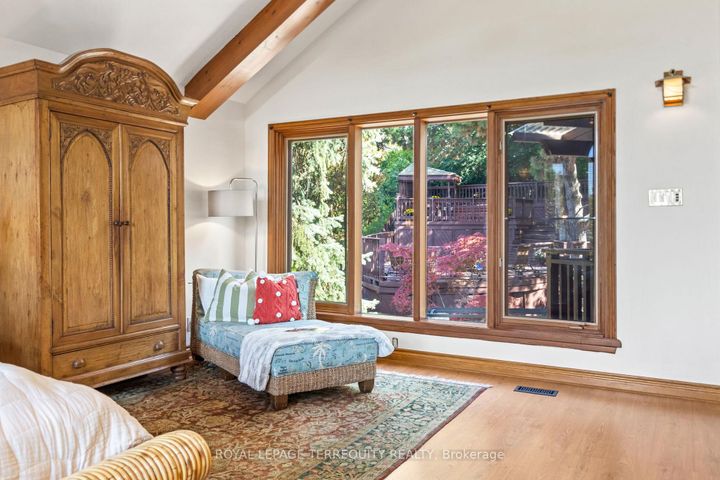 Photo 25 at 50 Skyview Crescent, Henry Farm, Toronto