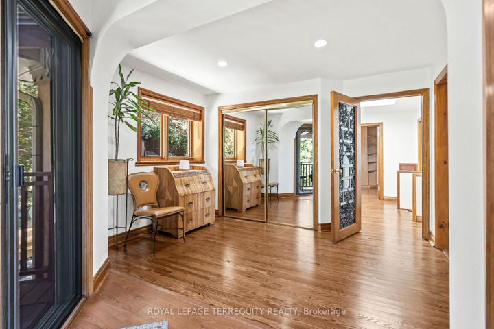 Photo 26 at 50 Skyview Crescent, Henry Farm, Toronto