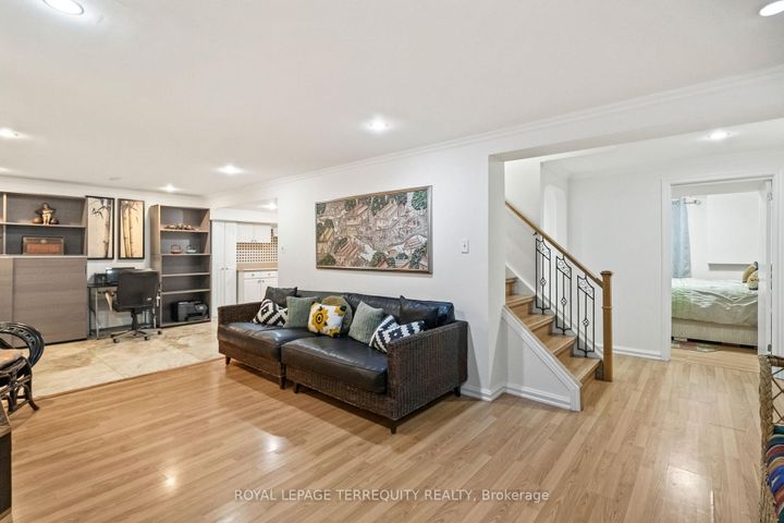 Photo 38 at 50 Skyview Crescent, Henry Farm, Toronto