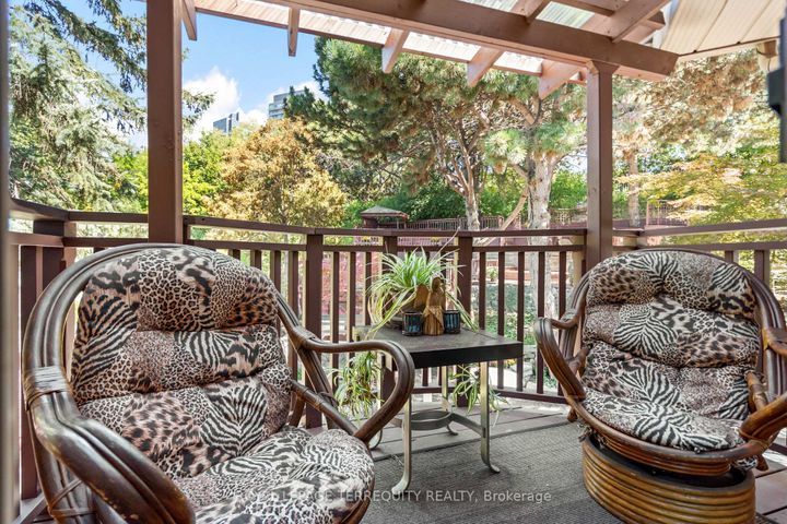 Photo 39 at 50 Skyview Crescent, Henry Farm, Toronto