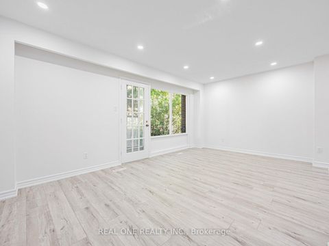 Photo 2 at 66 - 441 Military Trail, Morningside, Toronto