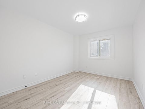 Photo 20 at 66 - 441 Military Trail, Morningside, Toronto