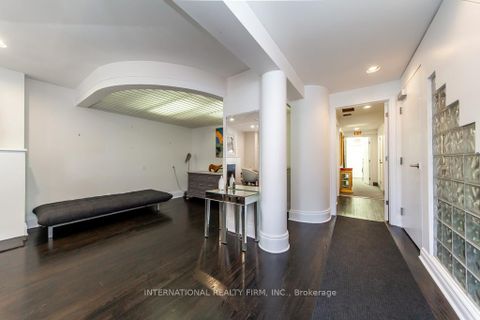 Photo 5 at 19 Alvin Avenue, Moore Park, Toronto