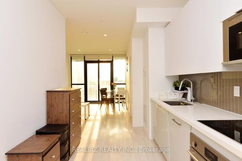 Photo 8 at 1605 - 2908 Highway 7 Road, Concord, Vaughan