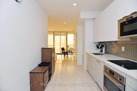Photo 10 at 1605 - 2908 Highway 7 Road, Concord, Vaughan