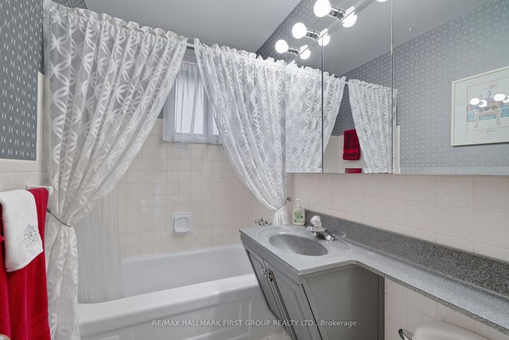 Photo 12 at 6 Windover Drive, Woburn, Toronto