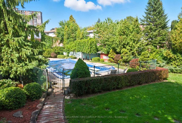 Photo 28 at 6 Windover Drive, Woburn, Toronto