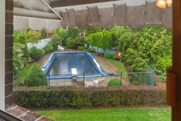 Photo 33 at 6 Windover Drive, Woburn, Toronto