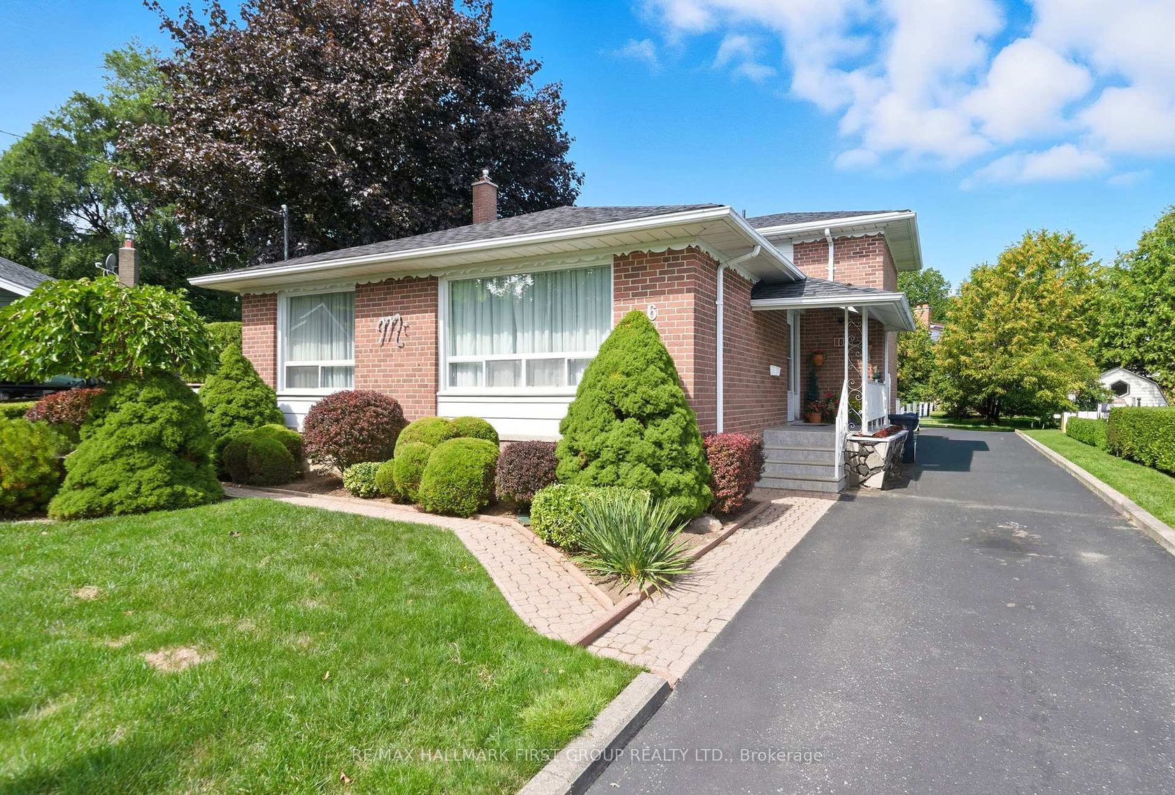 6 Windover Drive, Woburn, Toronto 
