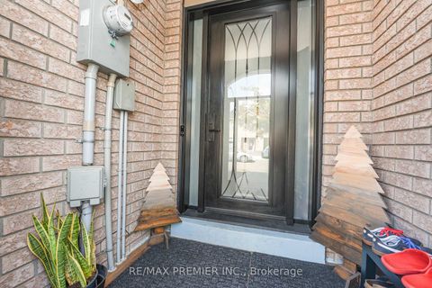 Photo 4 at 15D View Green Crescent, Clairville, Toronto