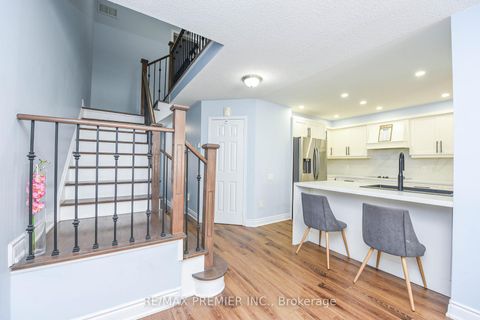 Photo 12 at 15D View Green Crescent, Clairville, Toronto