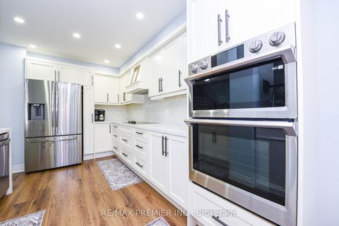 Photo 16 at 15D View Green Crescent, Clairville, Toronto