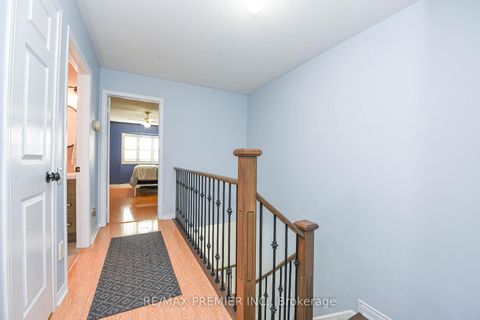 Photo 22 at 15D View Green Crescent, Clairville, Toronto