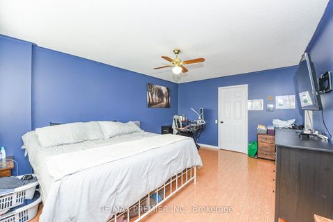 Photo 35 at 15D View Green Crescent, Clairville, Toronto