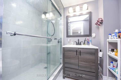 Photo 45 at 15D View Green Crescent, Clairville, Toronto