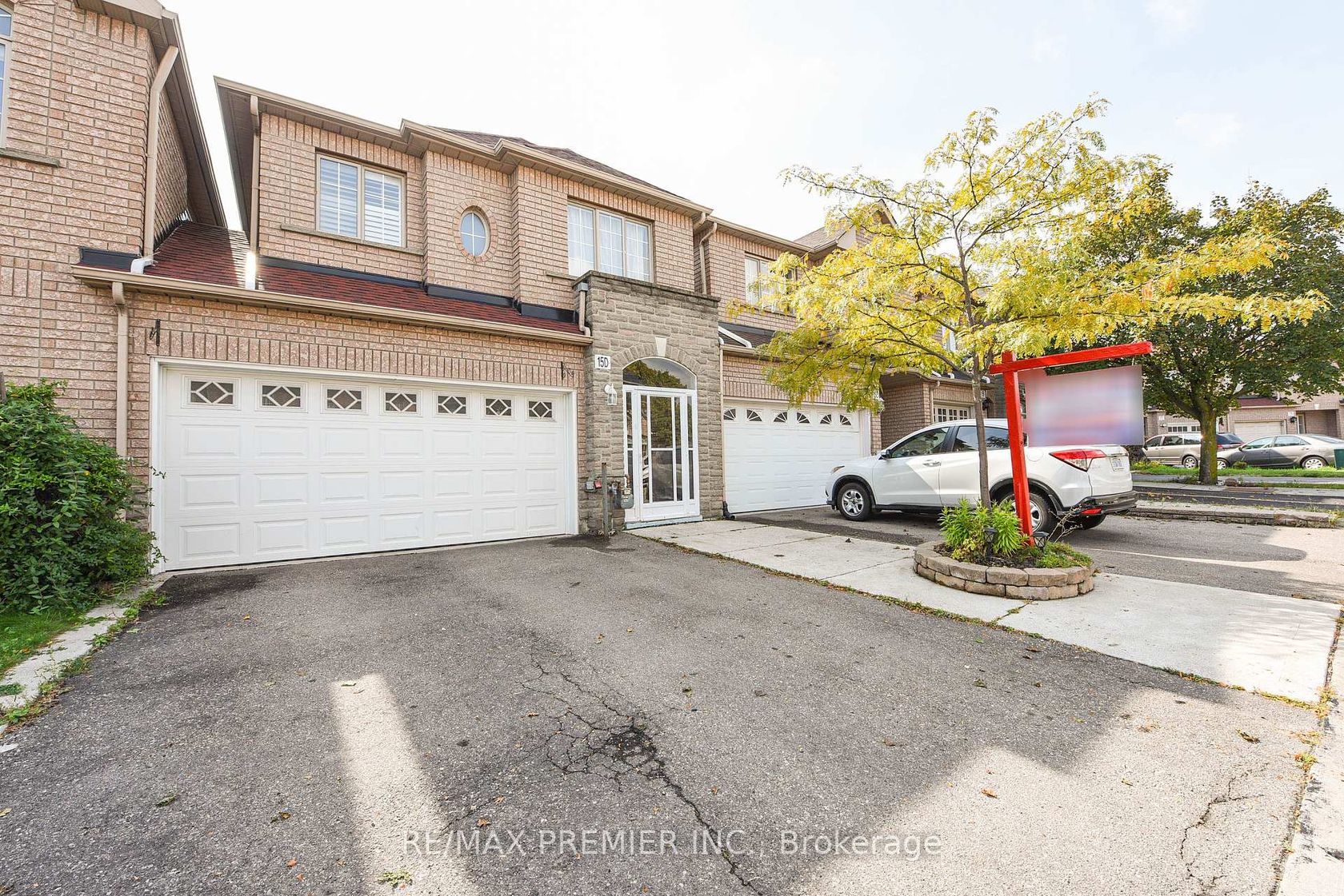 15D View Green Crescent, Clairville, Toronto 