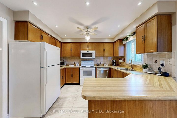 Photo 9 at 24 Lehman Crescent, Markham Village, Markham