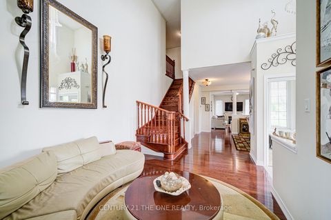 Photo 7 at 1 Lourakis Street, Jefferson, Richmond Hill