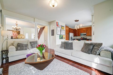 Photo 12 at 1 Lourakis Street, Jefferson, Richmond Hill