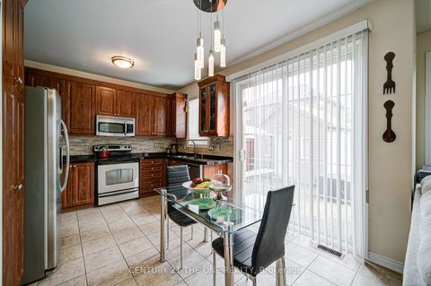 Photo 13 at 1 Lourakis Street, Jefferson, Richmond Hill