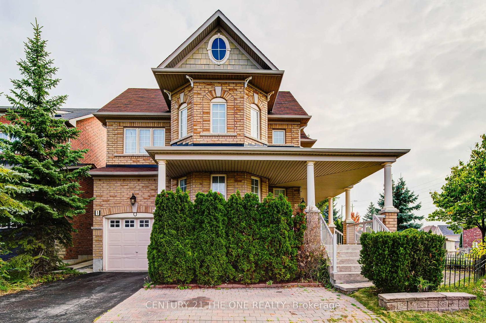 1 Lourakis Street, Jefferson, Richmond Hill 
