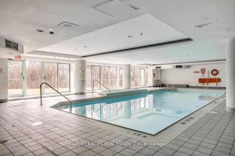 Photo 18 at 911 - 61 Markbrook Lane, Jamestown, Toronto