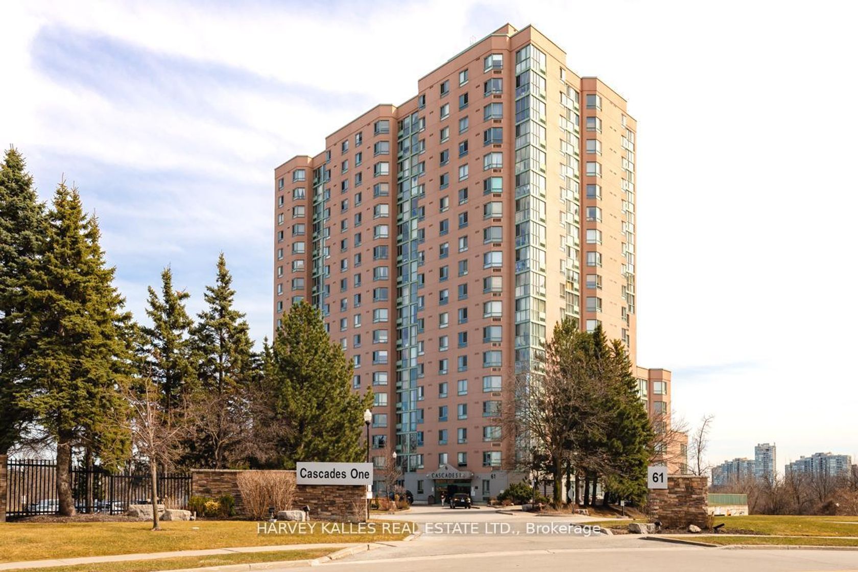 911 - 61 Markbrook Lane, Jamestown, Toronto 