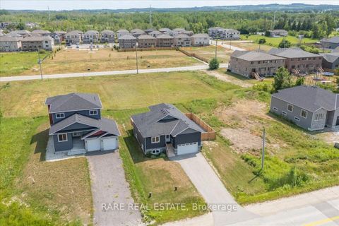 Photo 1 at 7499 County Road 91 Road, Stayner, Clearview