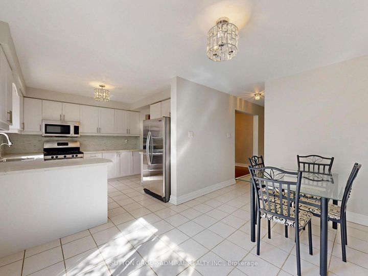 Photo 12 at 280 Bernard Avenue, Devonsleigh, Richmond Hill
