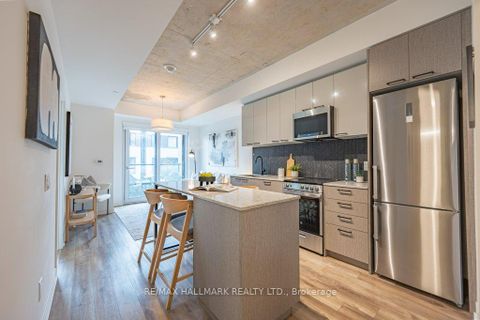 Photo 4 at 220 - 1808 St. Clair Avenue W, Pellam Park, Toronto