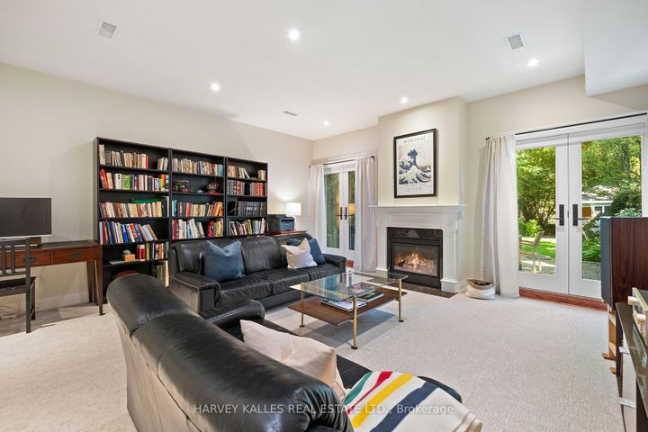 Photo 36 at 487 Spadina Road, Forest Hill South, Toronto