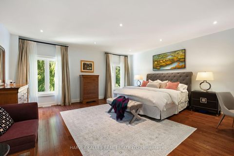 Photo 18 at 487 Spadina Road, Forest Hill South, Toronto