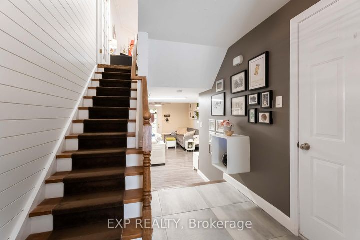 Photo 7 at 37 - 72 Stone Church Road W, Kernighan, Hamilton