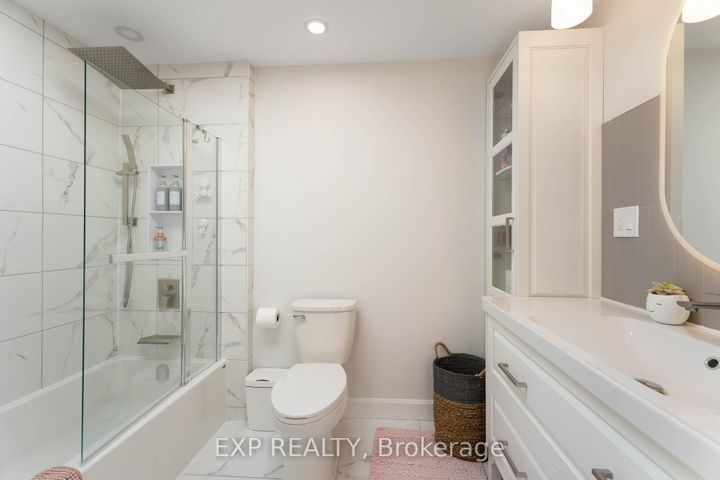 Photo 25 at 37 - 72 Stone Church Road W, Kernighan, Hamilton