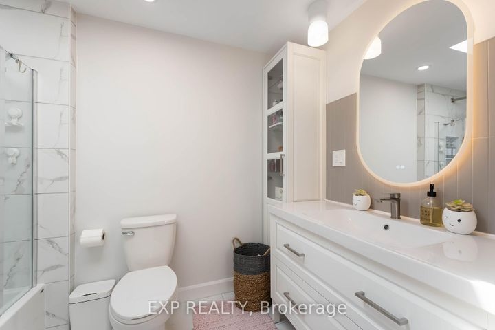 Photo 26 at 37 - 72 Stone Church Road W, Kernighan, Hamilton