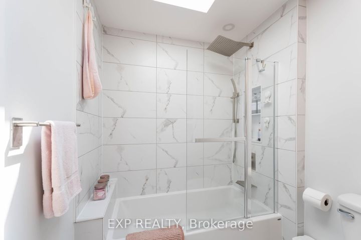 Photo 27 at 37 - 72 Stone Church Road W, Kernighan, Hamilton
