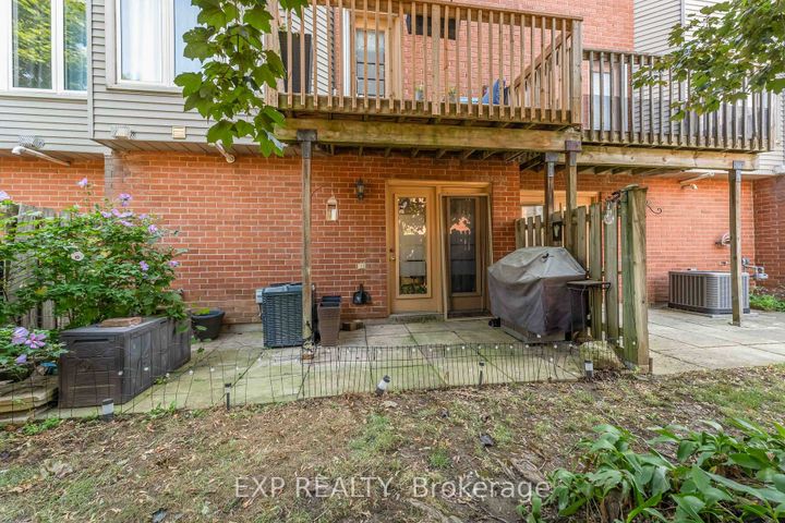 Photo 33 at 37 - 72 Stone Church Road W, Kernighan, Hamilton