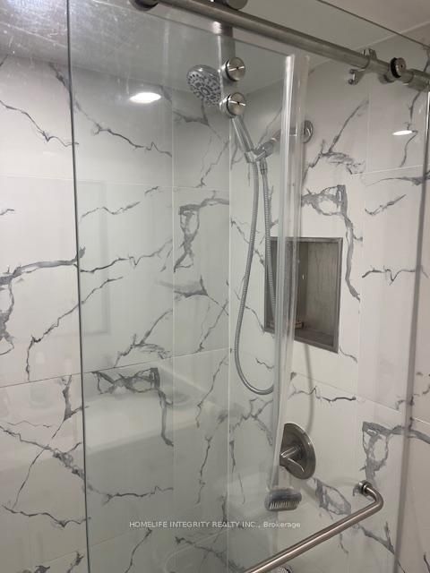 Photo 26 at 904 - 150 Neptune Drive, Lawrence, Toronto