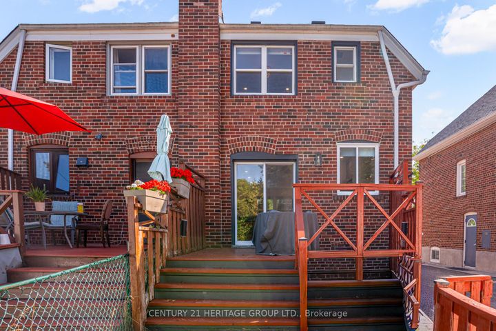 Photo 30 at 576 Broadway Avenue, Leaside, Toronto