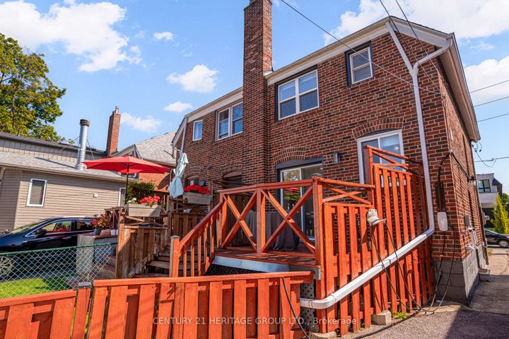 Photo 31 at 576 Broadway Avenue, Leaside, Toronto